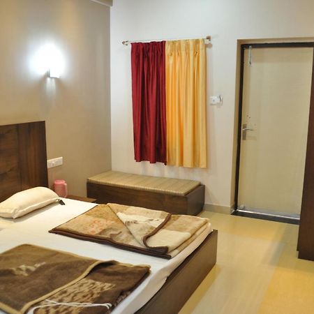 Hotel Ganesh Oasis Mount Abu Exterior foto