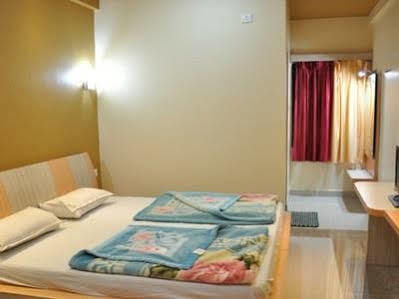 Hotel Ganesh Oasis Mount Abu Exterior foto