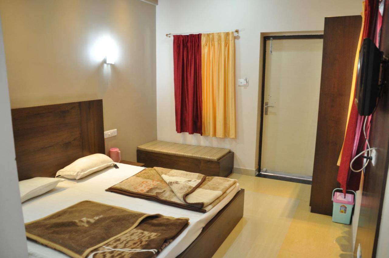 Hotel Ganesh Oasis Mount Abu Exterior foto